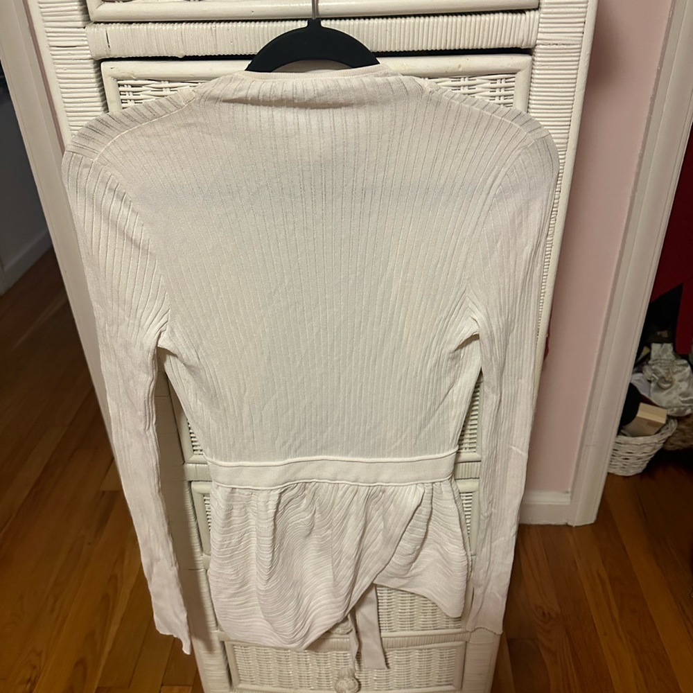 Givenchy white cardigan - Picture 2 of 4